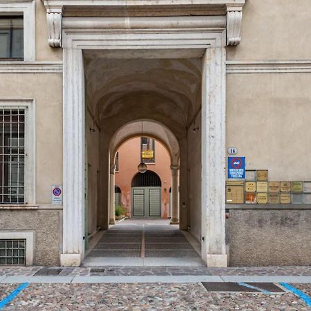 Residenza Palazzo Petrozzani Appartement Mantua Buitenkant foto