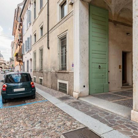 Residenza Palazzo Petrozzani Appartement Mantua Buitenkant foto